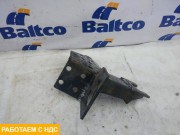 Кронштейн переднего бампера правый