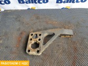 Кронштейн двигателя правый